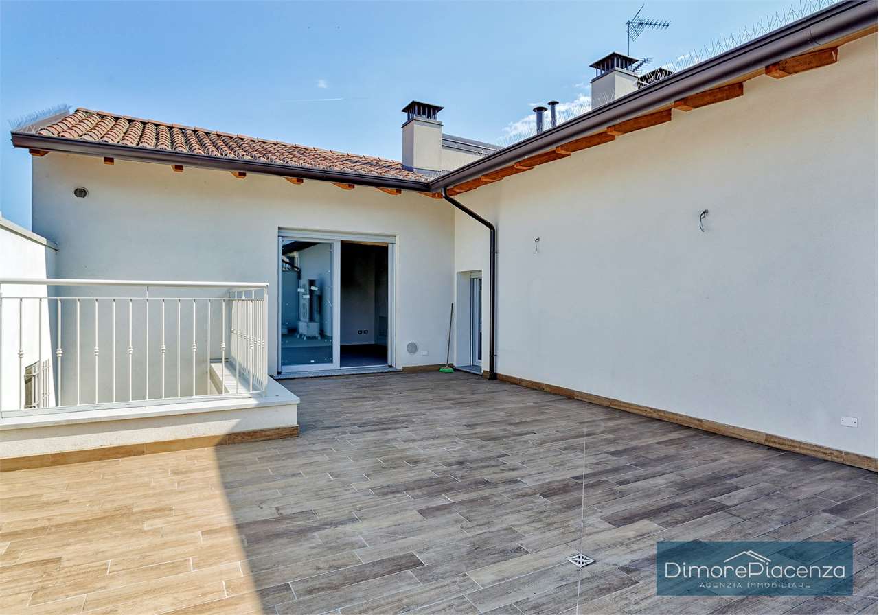 imm_6113-20231122150249-1280