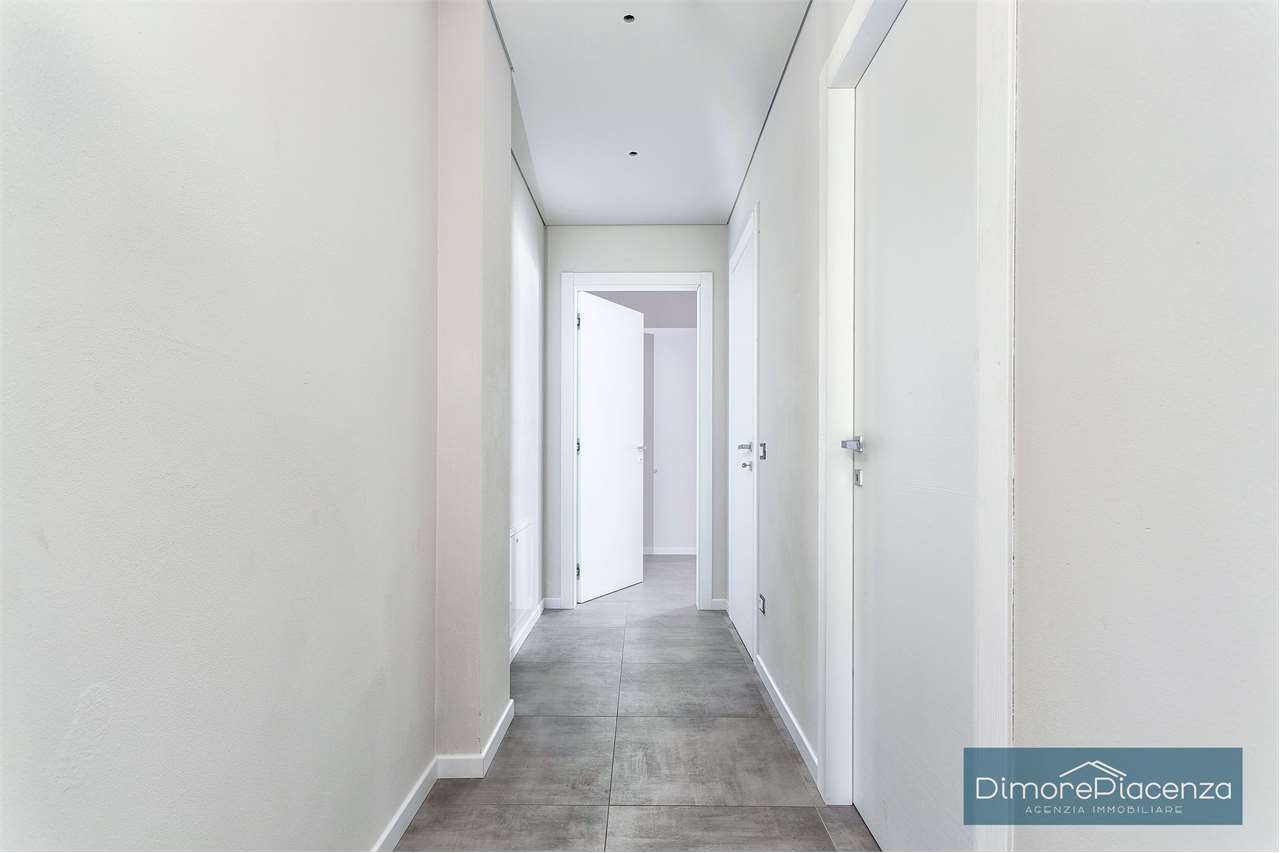 imm_6125-20231122174035-1280