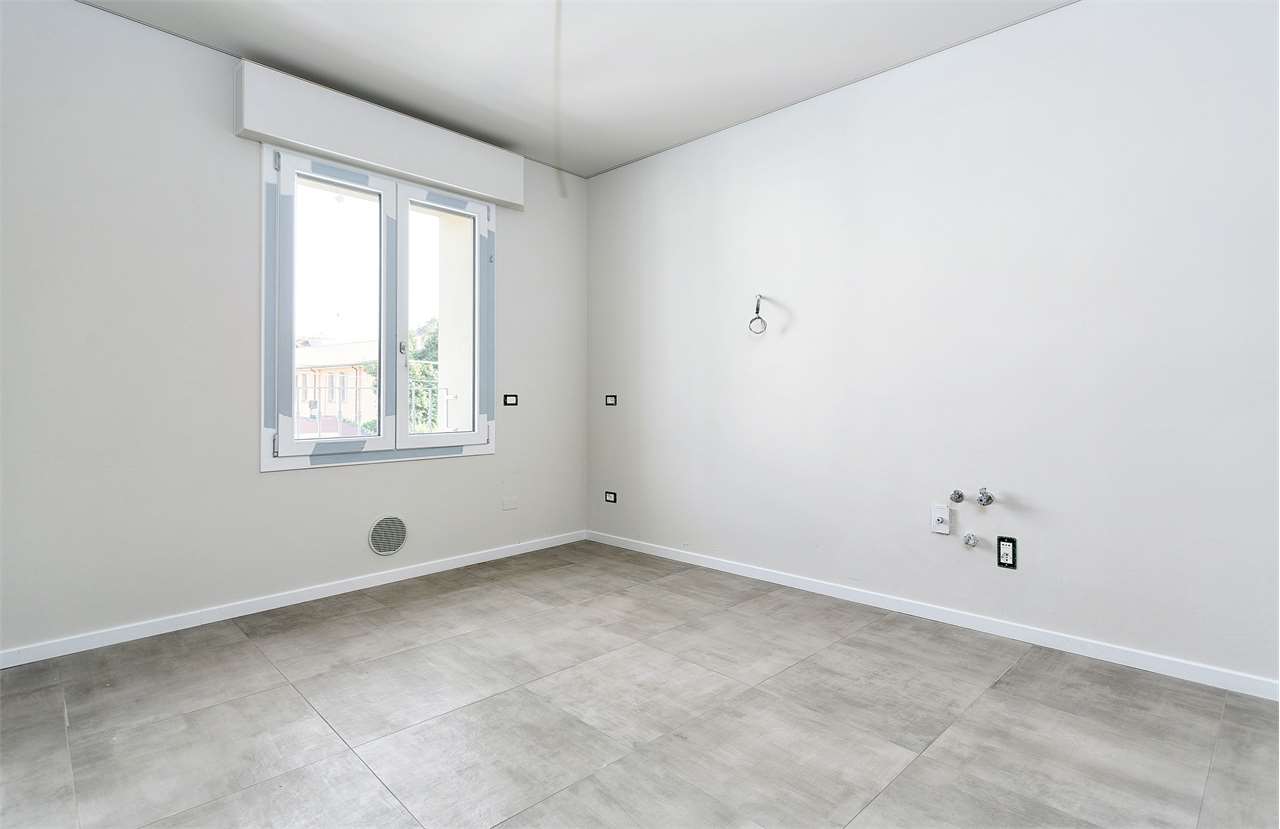 imm_6131-20231122174054-1280