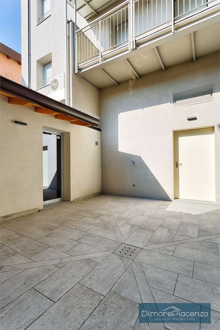 imm_6137-20231122174204-1280