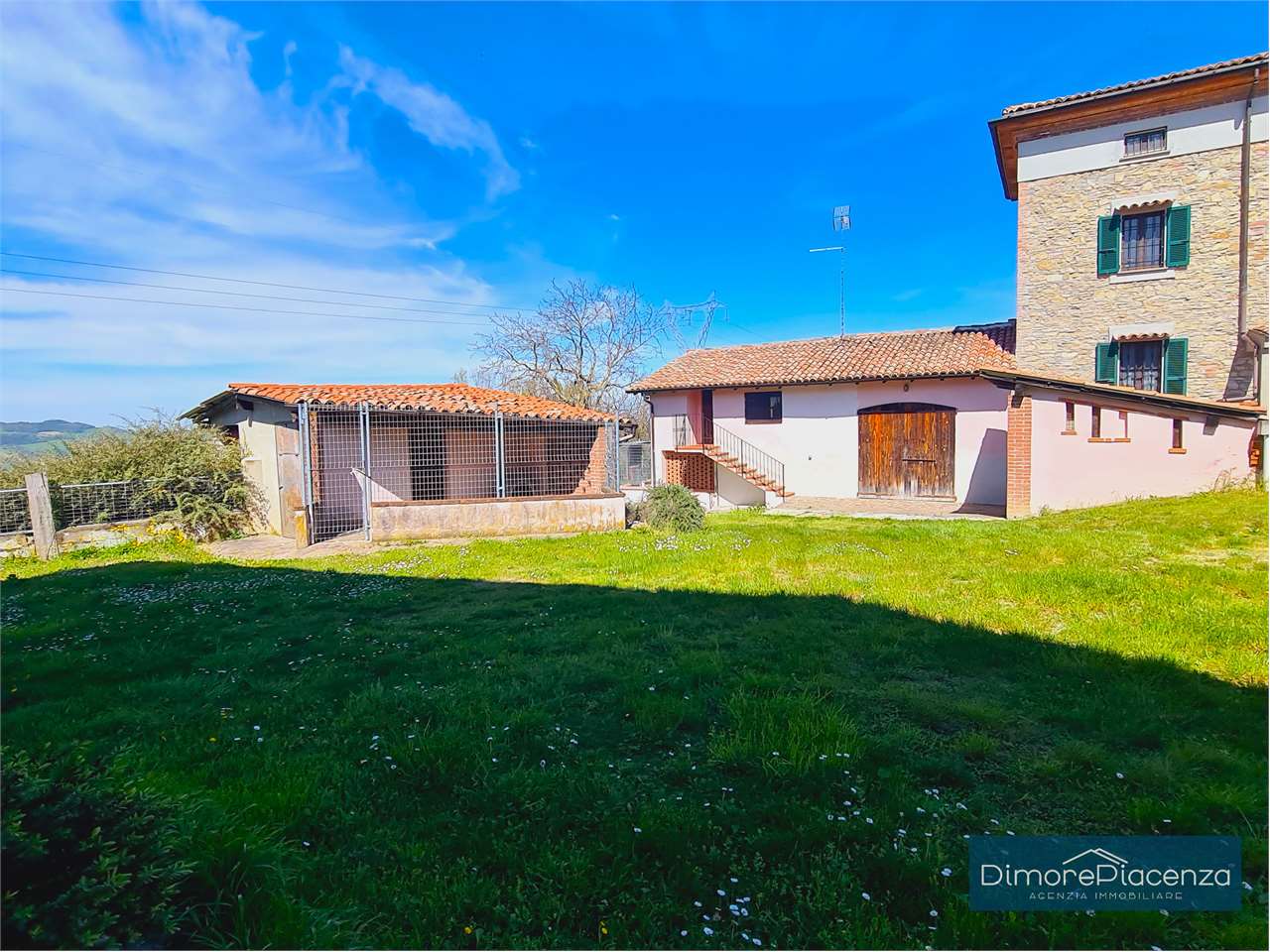 imm_7215-20240406170440-1280