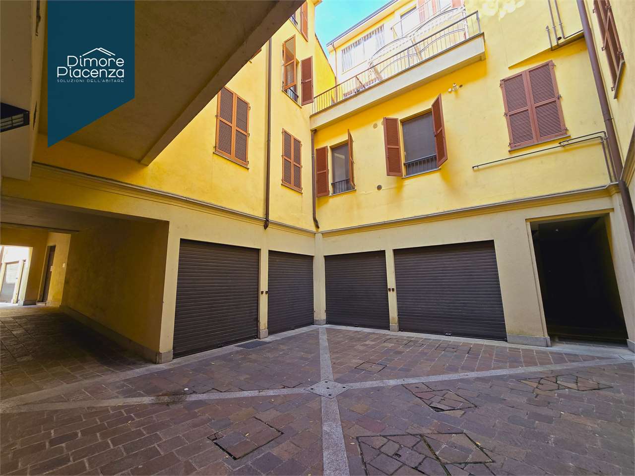 imm_10305-20250527162228-1280-