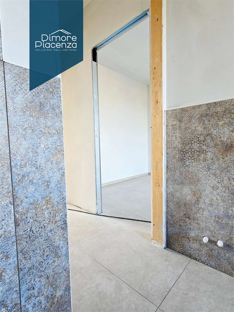 imm_12013-20251110212436-1280