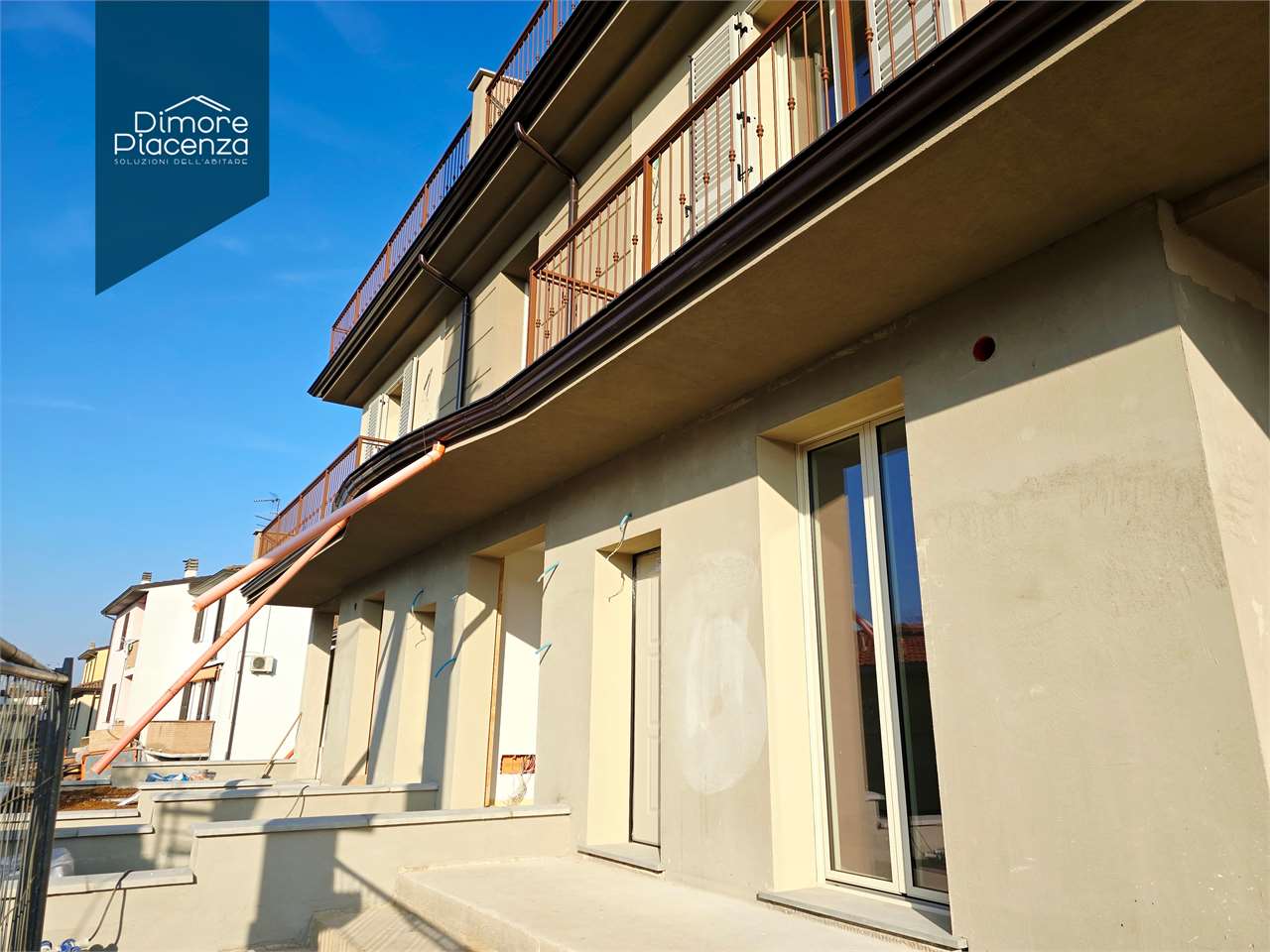 imm_12015-20251110212434-1280-