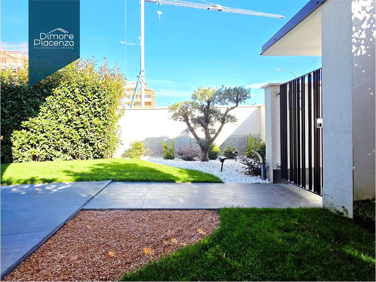 imm_12257-20260109140703-1280-