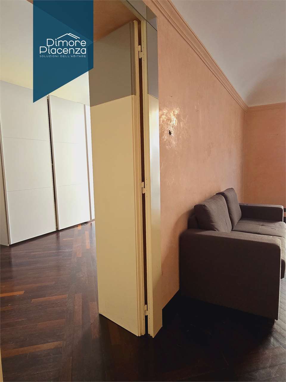 imm_12783-20260407155809-1280